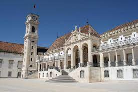 É possível ingressar numa universidade portuguesa com a nota do ENEM